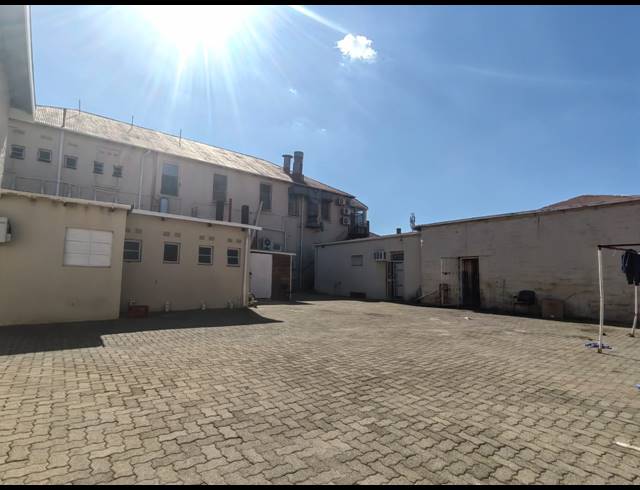5,157M² BUILDING FOR SALE IN HEIDELBERG CENTRAL